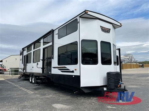 New 2024 Forest River Wildwood Grand Lodge 42VIEW RVs for。